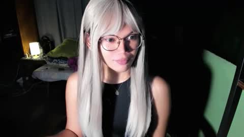 Chelliane online show from October 2025 02:23:02 AM