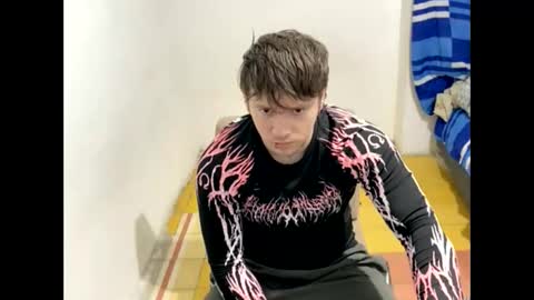 Snapshot of eskol212 chatting on February 2026 10:55:01 PM eskol212 online show from February 2026 10:55:01 PM