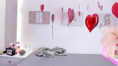 esmeralda online show from February 2026 07:51:01 AM