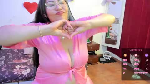 esme online show from February 2026 08:09:01 PM