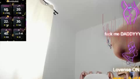 Esmeralda online show from February 2026 08:18:02 PM