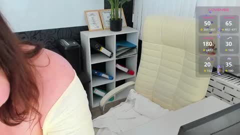 Ava online show from April 2026 01:47:02 AM