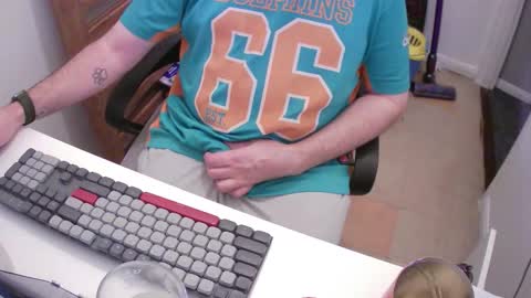 Morph online show from November 2025 08:52:02 PM