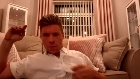essexlad2022 online show from June 2026 12:26:01 AM