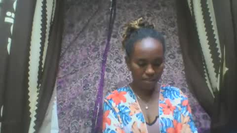 estanie online show from October 2025 08:11:01 AM