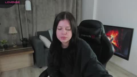 esteria online show from December 2024 03:26:01 AM