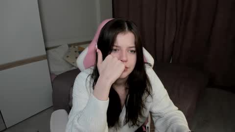 esteria online show from January 2025 11:02:02 AM