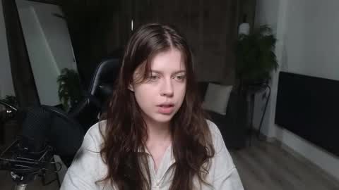 esteria online show from October 2025 10:22:02 PM