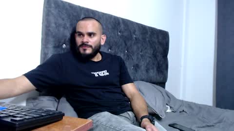 Esteban Fernandez online show from May 2026 03:30:01 PM