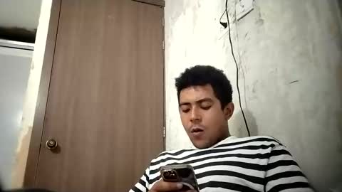 wailer1996 online show from April 2026 09:02:01 PM