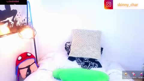 Esteban independent model online show from September 2025 01:43:02 PM