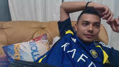 Snapshot of estebancot0314 chatting on November 2025 06:23:01 AM Esteban online show from November 2025 06:23:01 AM