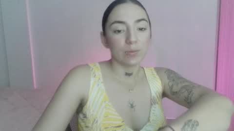 Snapshot of estefa1 chatting on November 2025 03:01:02 PM estefa1 online show from November 2025 03:01:02 PM