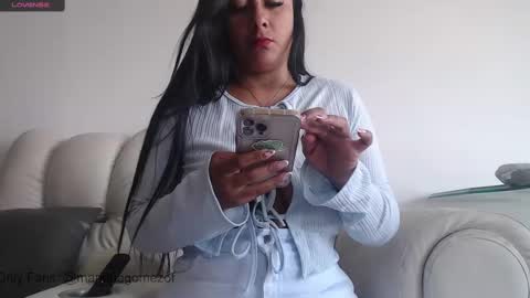 Snapshot of estefi1073162 chatting on February 2025 05:35:01 PM valeria online show from February 2025 05:35:01 PM