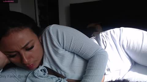 Snapshot of estefi1073162 chatting on February 2025 08:35:02 PM valeria online show from February 2025 08:35:02 PM