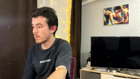 Ester online show from February 2026 05:44:02 PM