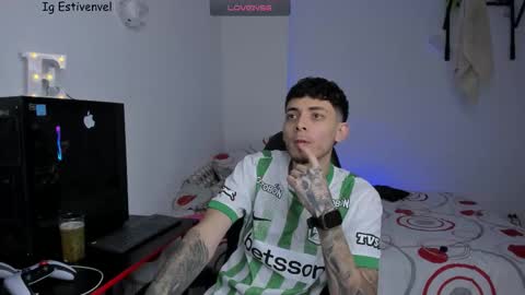 estivenvel online show from March 2026 07:06:02 PM