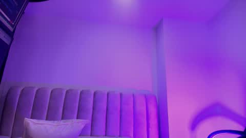 Estrella online show from November 2025 11:54:01 AM