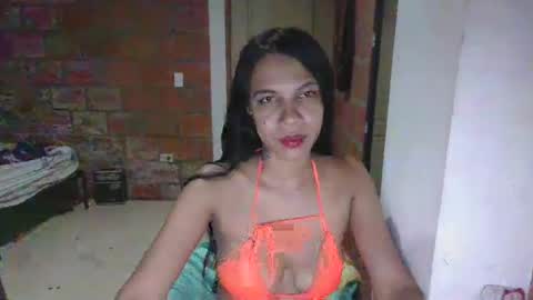 Snapshot of estrellaafugaz chatting on February 2025 02:40:01 AM Gobernante online show from February 2025 02:40:01 AM
