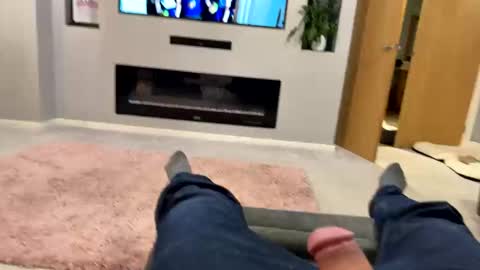 esxguy1 online show from March 2026 08:56:01 PM