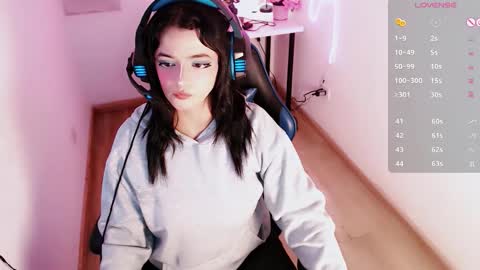 Snapshot of eternal_moonqs chatting on March 2026 08:01:01 PM Moon online show from March 2026 08:01:01 PM