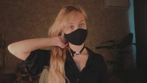 Sophia online show from May 2026 01:02:04 AM