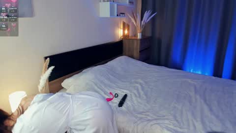 Mary online show from February 2025 01:30:01 PM