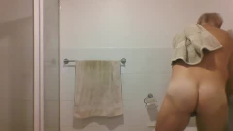 Snapshot of etextratestacle chatting on March 2025 05:07:02 PM ET online show from March 2025 05:07:02 PM