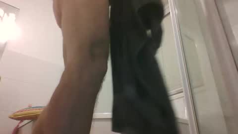 Snapshot of etextratestacle chatting on September 2025 06:07:01 PM ET online show from September 2025 06:07:01 PM