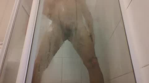 Snapshot of etextratestacle chatting on October 2025 04:50:01 PM ET online show from October 2025 04:50:01 PM