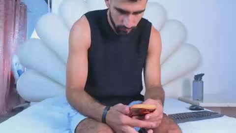 Ethan online show from September 2025 03:01:02 PM