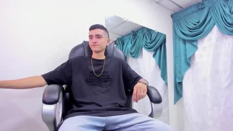 Snapshot of ethan_boy_ chatting on January 2025 08:54:01 PM Ethan online show from January 2025 08:54:01 PM