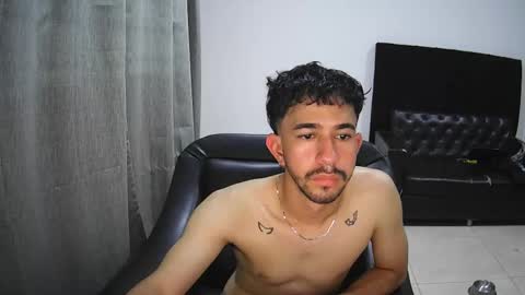 Snapshot of ethan_col chatting on September 2025 07:03:01 PM ethan_col online show from September 2025 07:03:01 PM