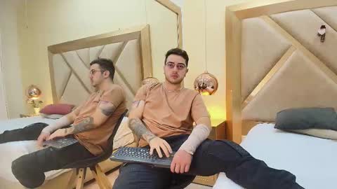 ethan_greys online show from November 2025 04:04:01 AM