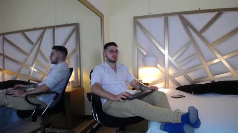 ethan_greys online show from December 2025 04:32:01 AM