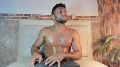 Snapshot of ethan_helmut chatting on December 2024 10:06:02 AM ethan helmut online show from December 2024 10:06:02 AM