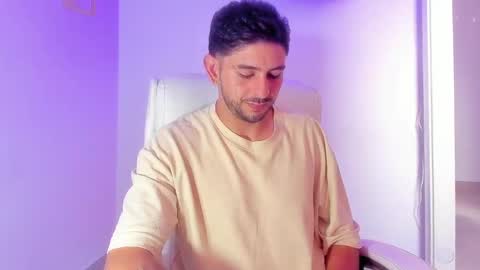 Snapshot of ethan_mullers1 chatting on February 2025 08:06:02 PM Ethan Muller online show from February 2025 08:06:02 PM