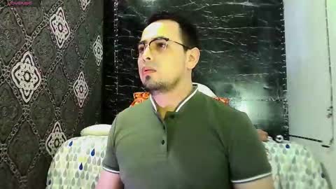 ethan_quill online show from November 2025 10:58:02 PM