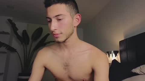 Snapshot of ethan_skiny_ chatting on January 2025 03:15:02 AM Joan online show from January 2025 03:15:02 AM