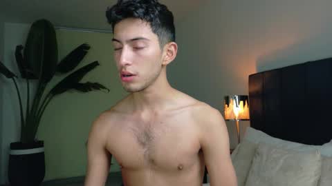 Snapshot of ethan_skiny_ chatting on November 2025 05:50:02 AM Joan online show from November 2025 05:50:02 AM