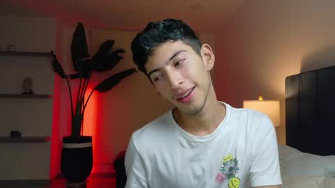 Joan online show from April 2026 03:44:02 AM