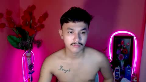 Snapshot of ethan_uwuxx chatting on September 2025 11:21:01 AM DAVE online show from September 2025 11:21:01 AM