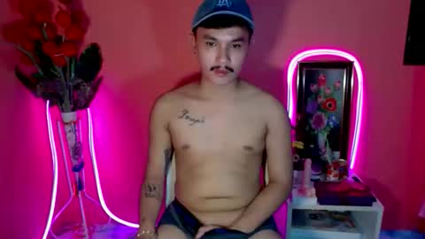 Snapshot of ethan_uwuxx chatting on September 2025 05:02:02 PM DAVE online show from September 2025 05:02:02 PM