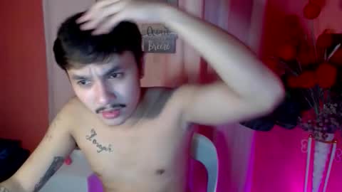 Snapshot of ethan_uwuxx chatting on October 2025 09:13:01 AM DAVE online show from October 2025 09:13:01 AM