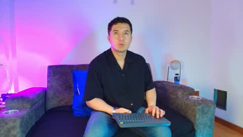 ethanconnor_ online show from February 2026 12:01:02 PM