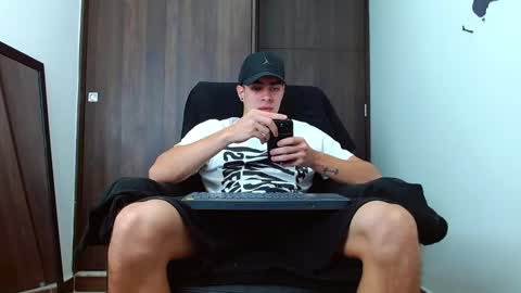 ethangreey1 online show from February 2025 03:09:02 PM