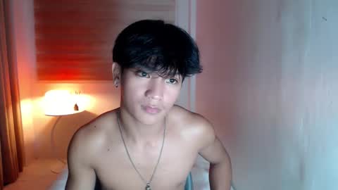 Snapshot of etherealboytoy4hire chatting on November 2025 01:56:02 PM Rey online show from November 2025 01:56:02 PM