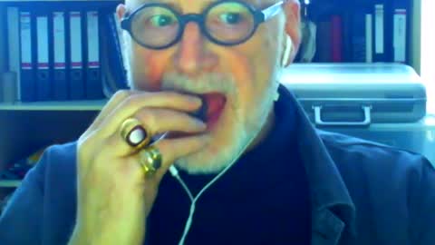 Snapshot of etonne chatting on February 2025 12:04:02 PM etonne online show from February 2025 12:04:02 PM