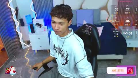 Snapshot of ette_tay chatting on November 2025 03:09:02 AM ette online show from November 2025 03:09:02 AM