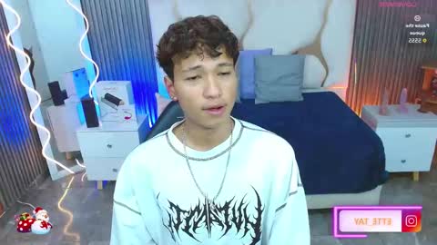 Snapshot of ette_tay chatting on December 2025 03:22:01 AM ette online show from December 2025 03:22:01 AM